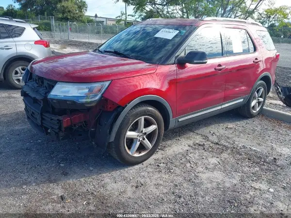 1FM5K7D85JGB85143 2018 FORD EXPLORER - Image 2