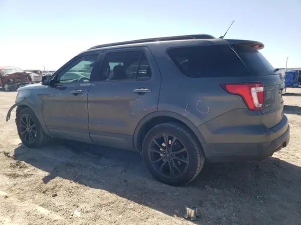 1FM5K7D85JGB88351 2018 FORD EXPLORER - Image 2