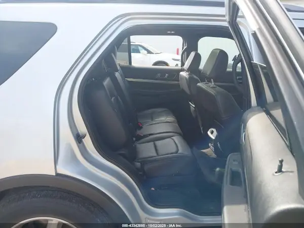 1FM5K7D85JGB97860 2018 FORD EXPLORER - Image 8