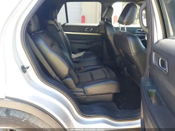 1FM5K7D85JGC22000 2018 FORD EXPLORER - Image 8