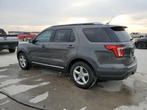 1FM5K7D85JGC68894 2018 FORD EXPLORER - Image 2