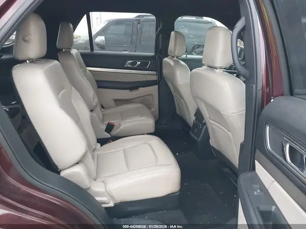 1FM5K7D85KGB06801 2019 FORD EXPLORER - Image 8