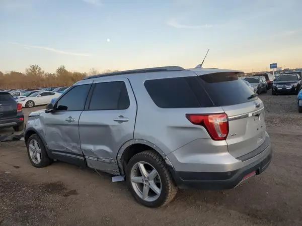 1FM5K7D85KGB09374 2019 FORD EXPLORER - Image 2