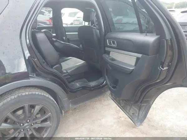 1FM5K7D86HGA12127 2017 FORD EXPLORER - Image 8