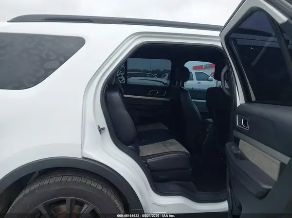 1FM5K7D86HGA22138 2017 FORD EXPLORER - Image 8