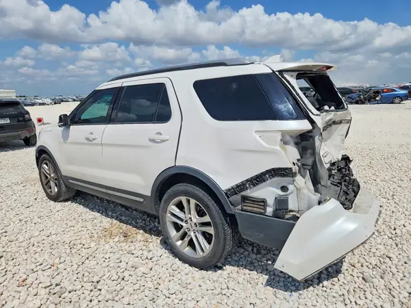 1FM5K7D86HGA27212 2017 FORD EXPLORER - Image 2