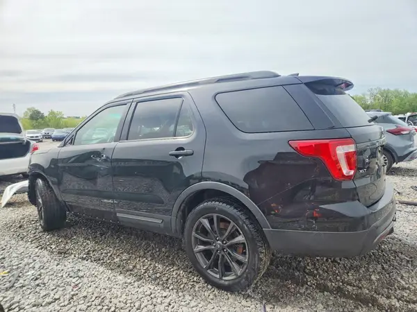 1FM5K7D86HGA53891 2017 FORD EXPLORER - Image 2