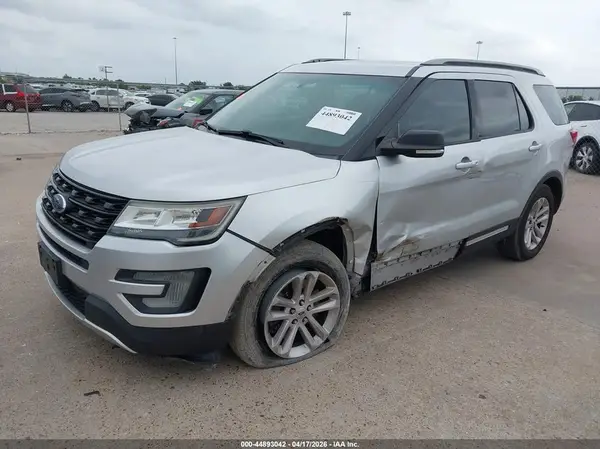 1FM5K7D86HGB13992 2017 FORD EXPLORER - Image 2