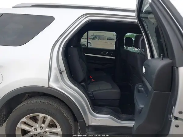 1FM5K7D86HGB13992 2017 FORD EXPLORER - Image 8