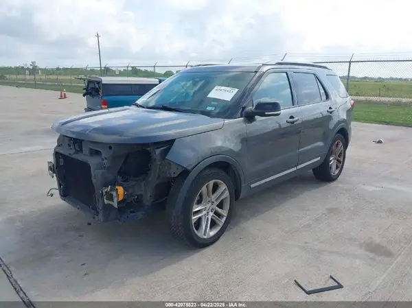 1FM5K7D86HGB39265 2017 FORD EXPLORER - Image 2