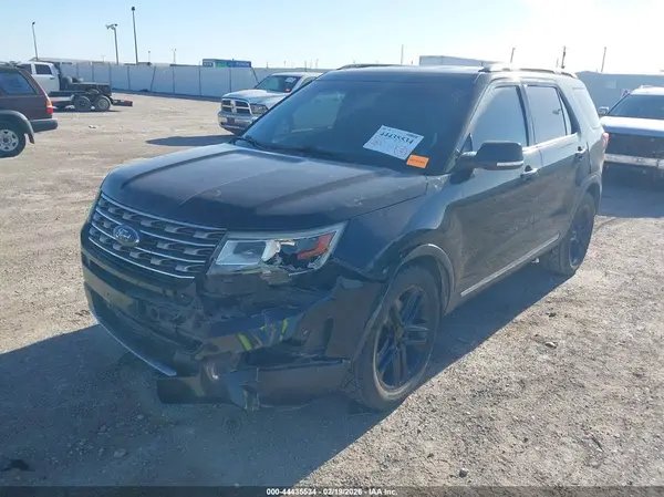 1FM5K7D86HGB45700 2017 FORD EXPLORER - Image 2