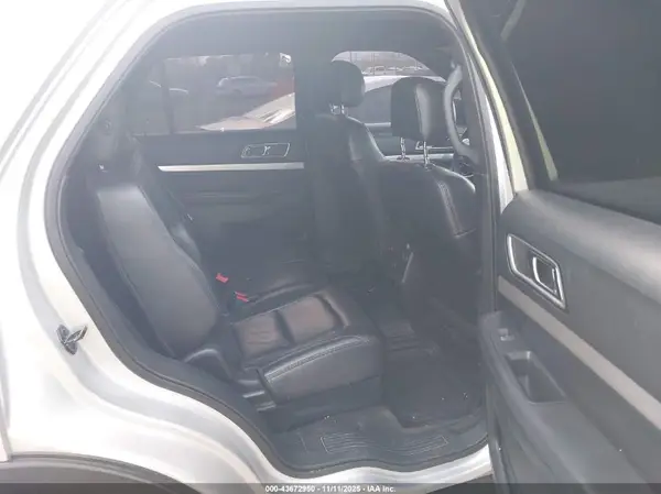 1FM5K7D86HGB82620 2017 FORD EXPLORER - Image 8