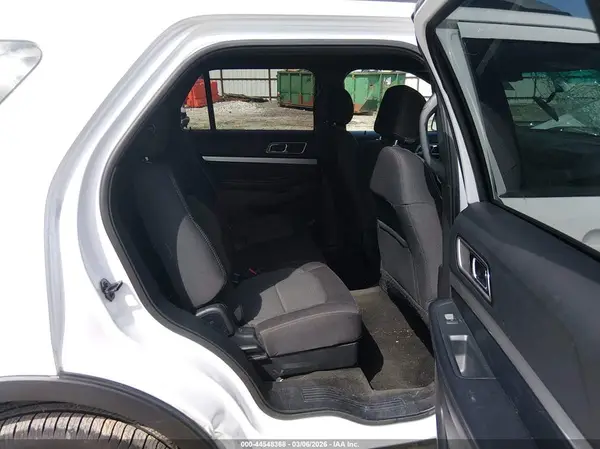 1FM5K7D86HGC18032 2017 FORD EXPLORER - Image 8