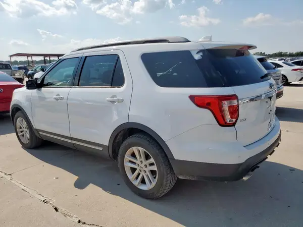 1FM5K7D86HGC89456 2017 FORD EXPLORER - Image 2