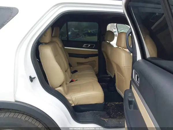 1FM5K7D86HGD77388 2017 FORD EXPLORER - Image 8