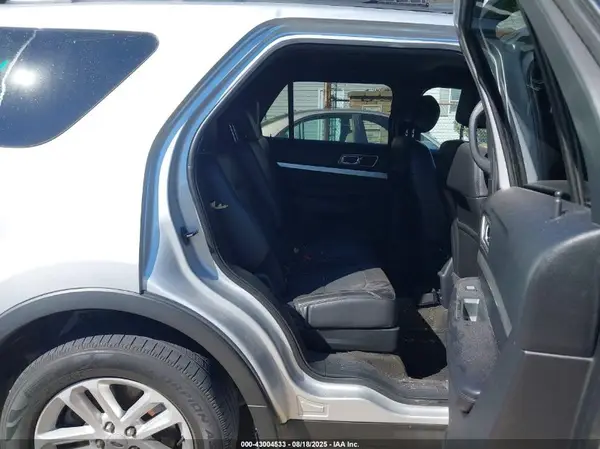 1FM5K7D86HGD82218 2017 FORD EXPLORER - Image 8