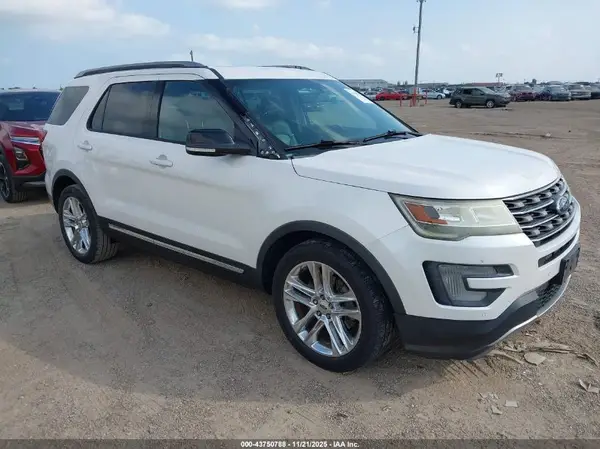 1FM5K7D86HGD85930 2017 FORD EXPLORER - Image 1