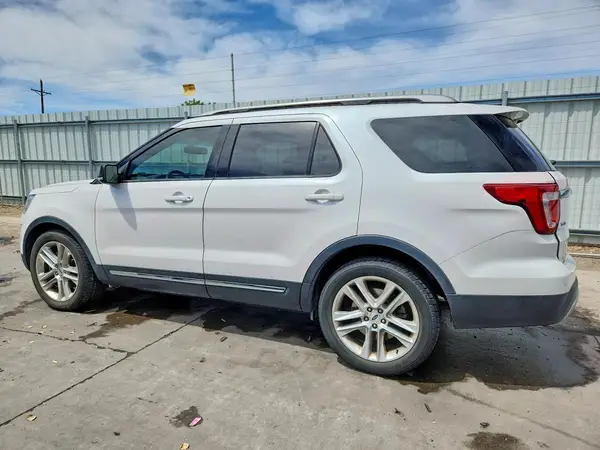 1FM5K7D86HGD90545 2017 FORD EXPLORER - Image 2