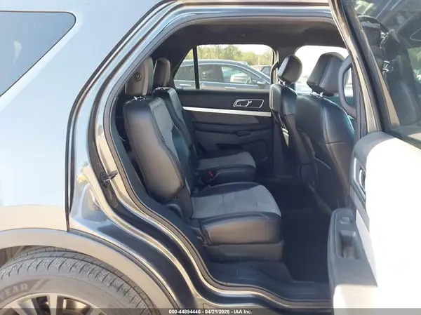 1FM5K7D86HGD95129 2017 FORD EXPLORER - Image 8