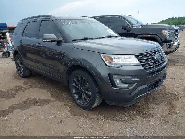 1FM5K7D86HGE19218 2017 FORD EXPLORER - Image 1