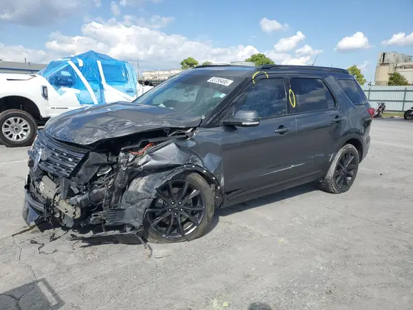 1FM5K7D86JGA03126 2018 FORD EXPLORER - Image 2
