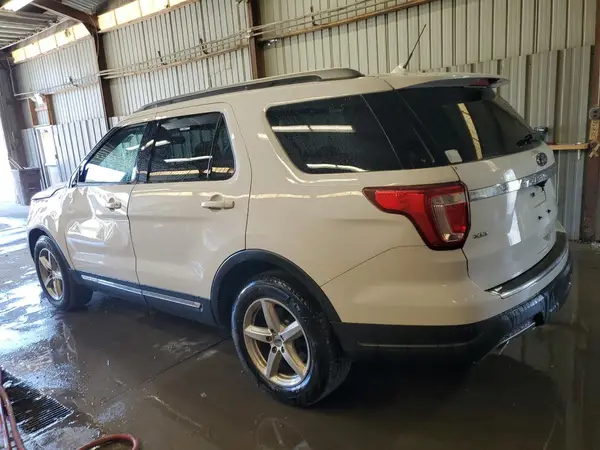 1FM5K7D86JGA58952 2018 FORD EXPLORER - Image 2