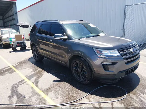 1FM5K7D86JGB26165 2018 FORD EXPLORER - Image 1