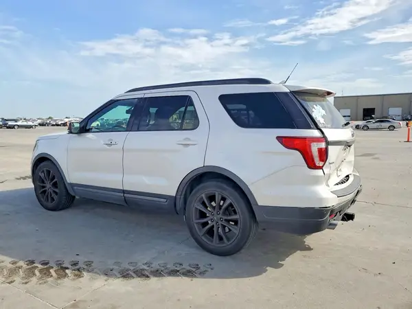 1FM5K7D86JGC06212 2018 FORD EXPLORER - Image 2