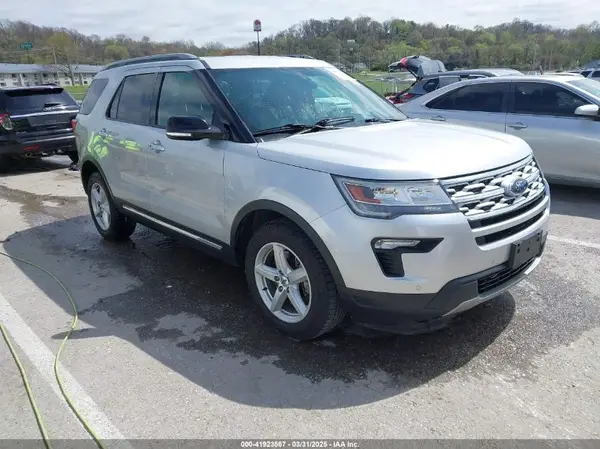 1FM5K7D86JGC27318 2018 FORD EXPLORER - Image 1