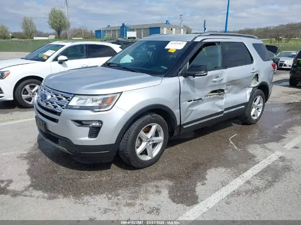 1FM5K7D86JGC27318 2018 FORD EXPLORER - Image 2