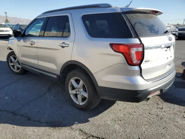 1FM5K7D86JGC55412 2018 FORD EXPLORER - Image 2