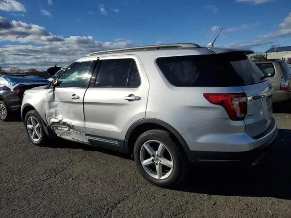 1FM5K7D86JGC81623 2018 FORD EXPLORER - Image 2
