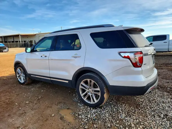1FM5K7D87GGC98522 2016 FORD EXPLORER - Image 2