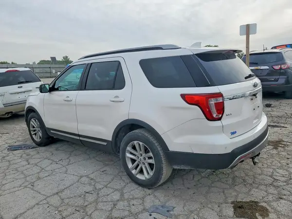 1FM5K7D87HGA25811 2017 FORD EXPLORER - Image 2