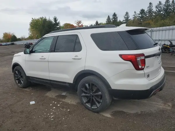 1FM5K7D87HGB08882 2017 FORD EXPLORER - Image 2