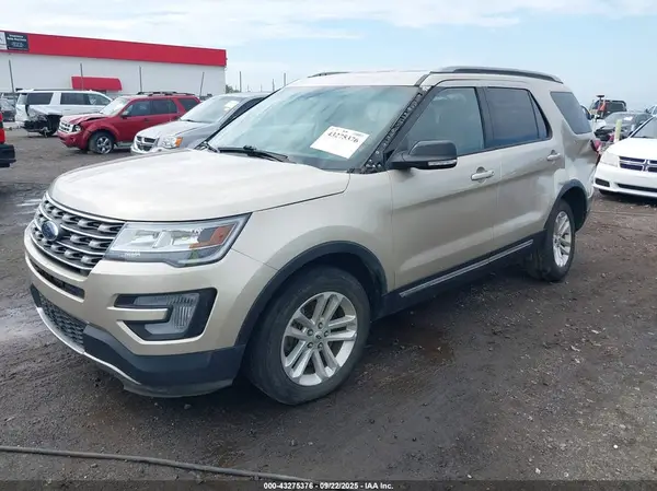1FM5K7D87HGB12818 2017 FORD EXPLORER - Image 2