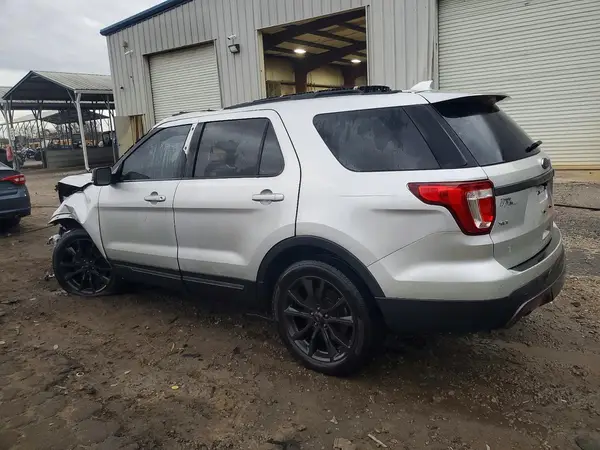 1FM5K7D87HGB39551 2017 FORD EXPLORER - Image 2