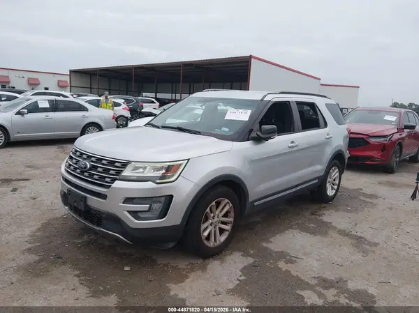 1FM5K7D87HGB45205 2017 FORD EXPLORER - Image 2