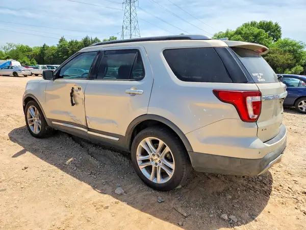 1FM5K7D87HGB50291 2017 FORD EXPLORER - Image 2