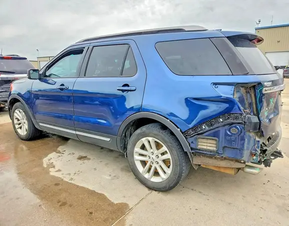 1FM5K7D87HGB62747 2017 FORD EXPLORER - Image 2