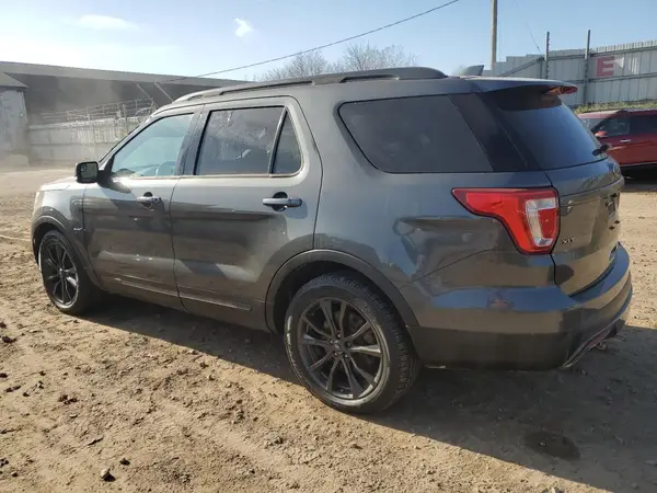 1FM5K7D87HGB87650 2017 FORD EXPLORER - Image 2
