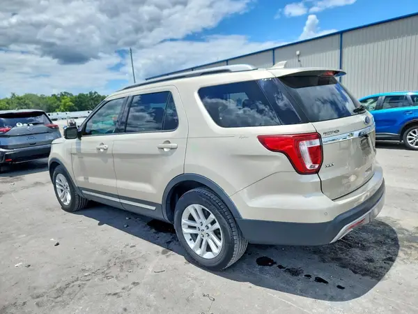 1FM5K7D87HGC18458 2017 FORD EXPLORER - Image 2