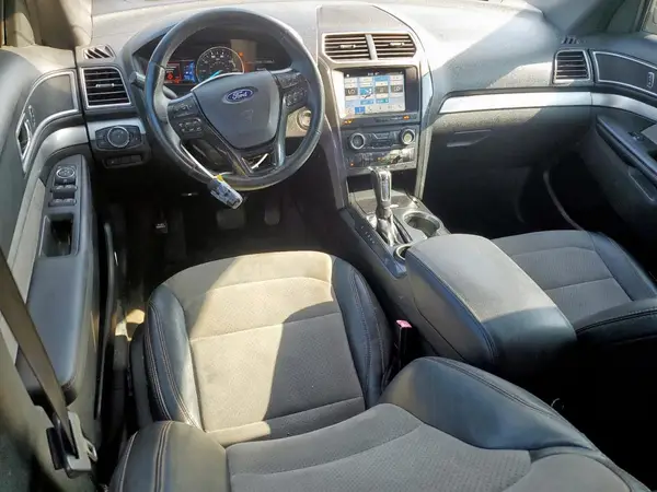 1FM5K7D87HGC20517 2017 FORD EXPLORER - Image 8
