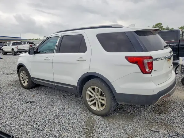 1FM5K7D87HGC20520 2017 FORD EXPLORER - Image 2