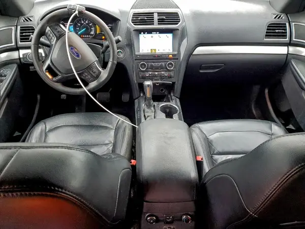 1FM5K7D87HGC31002 2017 FORD EXPLORER - Image 8