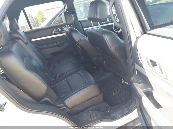 1FM5K7D87HGC53517 2017 FORD EXPLORER - Image 8