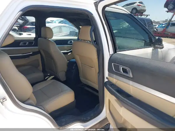 1FM5K7D87HGC54425 2017 FORD EXPLORER - Image 8