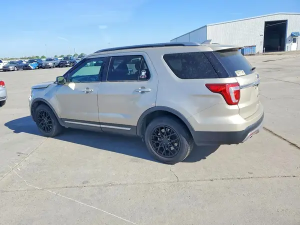 1FM5K7D87HGC58099 2017 FORD EXPLORER - Image 2