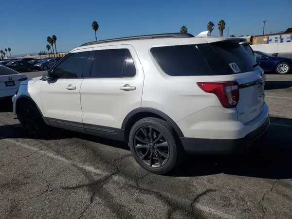 1FM5K7D87HGC61956 2017 FORD EXPLORER - Image 2