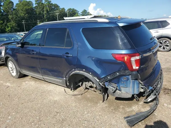 1FM5K7D87HGD15773 2017 FORD EXPLORER - Image 2